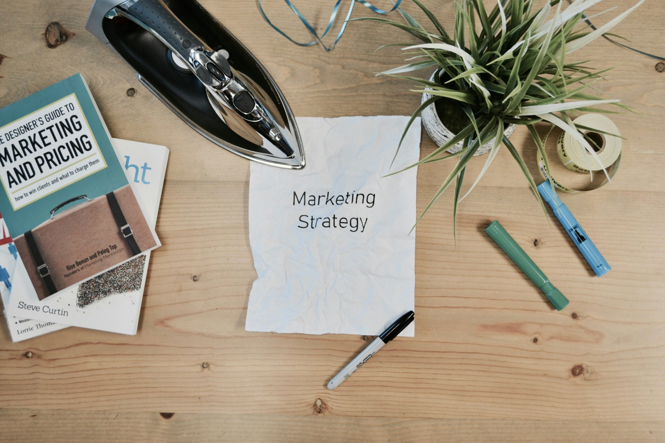 THIS IS ARTICLE 2 8 Essential Marketing Trends to Watch in 2024